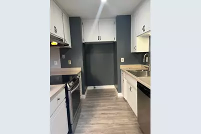 2655 Taft Street, Sacramento, CA 95815 - Photo 5