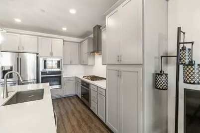 10349 Charles Morris Way, Elk Grove, CA 95757 - Photo 29