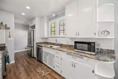 2616 Land Park Drive, Sacramento, CA 95818 - Photo 7