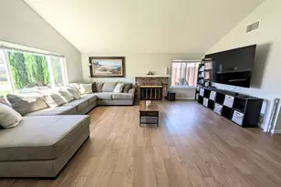 8063 Oak Meadow Ct, Citrus Heights, CA 95610 - Photo 3