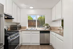 9456 Williamette Way, Sacramento, CA 95826 - Photo 19