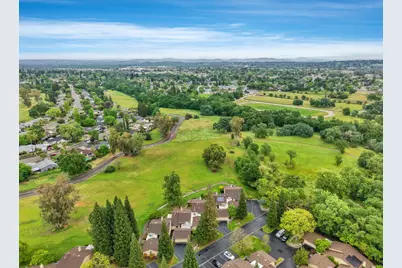 5045 Village Oaks Drive, Rocklin, CA 95677 - Photo 47