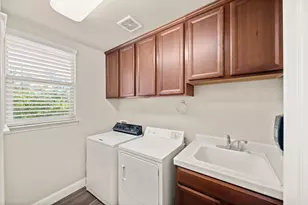 9200 Louis, Elk Grove, CA 95624 - Photo 35