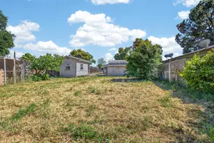 2611 W Acacia St, Stockton, CA 95203 - Photo 29