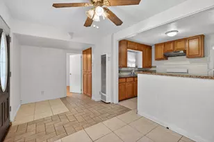 2611 W Acacia St, Stockton, CA 95203 - Photo 7