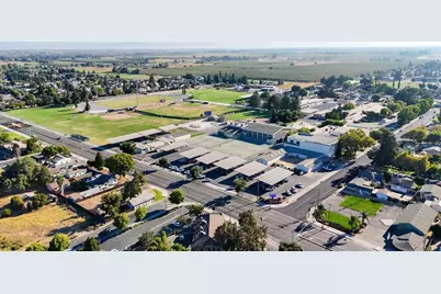 1260 Lillian Avenue, Escalon, CA 95320 - Photo 9