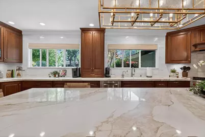 7233 Parkwoods Drive, Stockton, CA 95207 - Photo 15