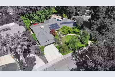 7233 Parkwoods Drive, Stockton, CA 95207 - Photo 71