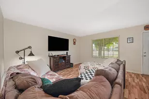 9309 Henley Way, Sacramento, CA 95826 - Photo 7