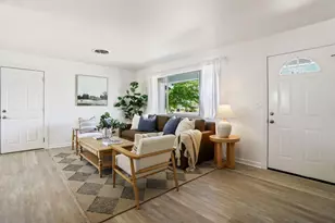 402 F St, Galt, CA 95632 - Photo 5