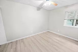 8853 La Riviera Dr, Sacramento, CA 95826 - Photo 31