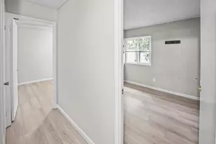 8853 La Riviera Dr, Sacramento, CA 95826 - Photo 27