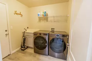 1781 Goldpoppy St, Manteca, CA 95337 - Photo 25
