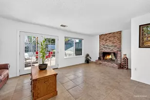 8204 Scarlet Oak Cir, Citrus Heights, CA 95610 - Photo 17