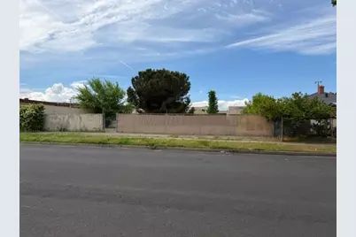 537 N Argonaut Street, Stockton, CA 95203 - Photo 1
