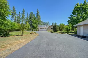 19539 Mountain Lion Rd, Grass Valley, CA 95945 - Photo 7