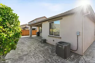 10261 Baritone Wy, Elk Grove, CA 95757 - Photo 57
