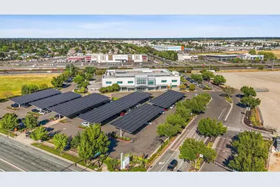 10261 Baritone Way, Elk Grove, CA 95757 - Photo 83