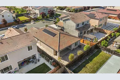 10261 Baritone Way, Elk Grove, CA 95757 - Photo 73