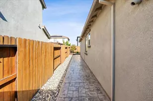 10261 Baritone Wy, Elk Grove, CA 95757 - Photo 63