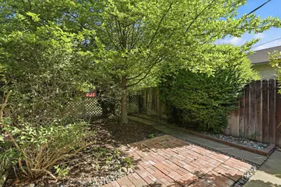 3917 Kings Way, Sacramento, CA 95821 - Photo 23