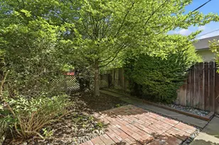 3917 Kings Way, Sacramento, CA 95821 - Photo 23