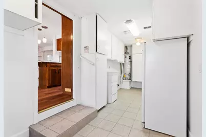 1008 Colonial Court, Modesto, CA 95350 - Photo 9