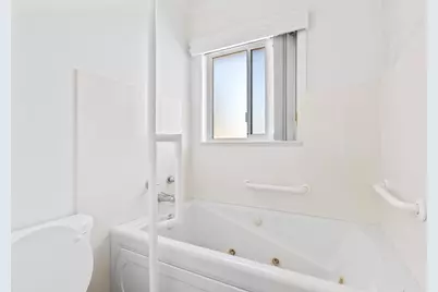 1008 Colonial Court, Modesto, CA 95350 - Photo 21