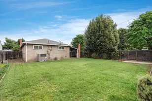 1606 W Lockeford St, Lodi, CA 95242 - Photo 21