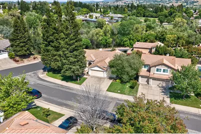 109 Lions Way, Folsom, CA 95630 - Photo 9