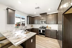 10517 Etude Wy, Elk Grove, CA 95757 - Photo 21