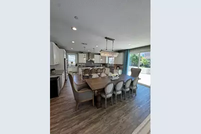 8026 Prairie Hawk Way, Sacramento, CA 95829 - Photo 11