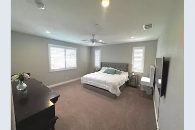 8026 Prairie Hawk Way, Sacramento, CA 95829 - Photo 13