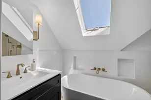 721 38th St, Sacramento, CA 95816 - Photo 23