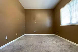 2715 Wood Violet Way, Sacramento, CA 95822 - Photo 9