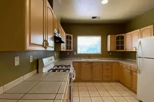 2715 Wood Violet Way, Sacramento, CA 95822 - Photo 3