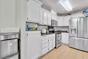 9833 Winterwood Way, Sacramento, CA 95827 - Photo 9