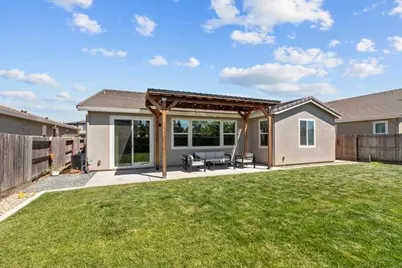 1040 Monterey Way, Plumas Lake, CA 95961 - Photo 23