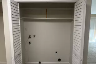 7518 Whisperwillow Dr, Sacramento, CA 95828 - Photo 31