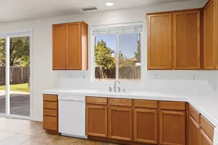 694 Devonshire Ln, Lincoln, CA 95648 - Photo 7