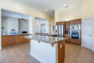 6008 W Wathen, Fresno, CA 93722 - Photo 17