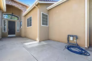 6008 W Wathen, Fresno, CA 93722 - Photo 5