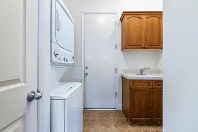 6008 W Wathen, Fresno, CA 93722 - Photo 27