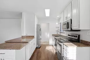 680 Sherri Way, Turlock, CA 95382 - Photo 9