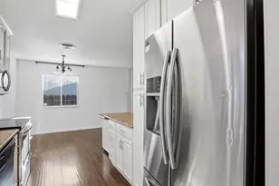 680 Sherri Way, Turlock, CA 95382 - Photo 7