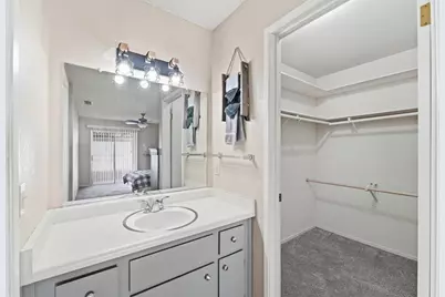 2037 Zeeland Court, Modesto, CA 95356 - Photo 23