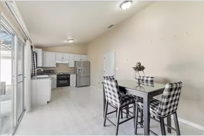 2037 Zeeland Court, Modesto, CA 95356 - Photo 11