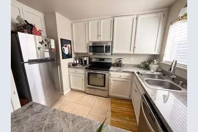 2924 Merle Avenue, Modesto, CA 95355 - Photo 7