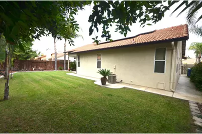 225 Stonewood Drive, Los Banos, CA 93635 - Photo 37