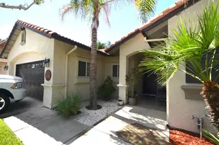 225 Stonewood Dr, Los Banos, CA 93635 - Photo 33